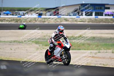media/Apr-18-2025-TrackDaz (Fri) [[45f5874c44]]/B Group/Session 5 (Turns 5 and 6 - Inside)/